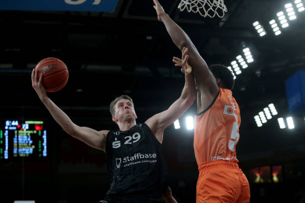 更展现出这 更展现出这