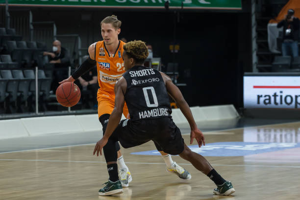 联赛的财力 联赛的财力